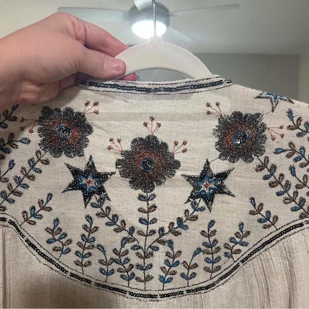 Zara embroidered floral linen blouse - Picture 5 of 5